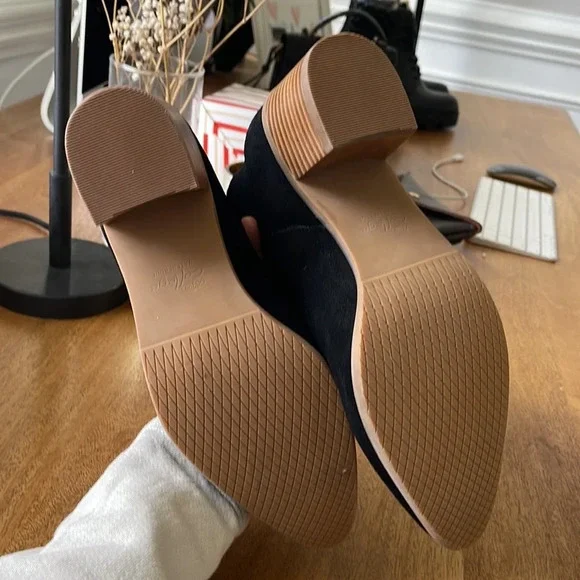 Black waterproof boots size 6.5 7 8.5 10 - Picture 5 of 6